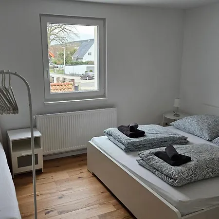 Ferienwohnung As5 One Bamberg - Modern In Ruhiger Lage Mit Balkon Hallstadt Exterior photo